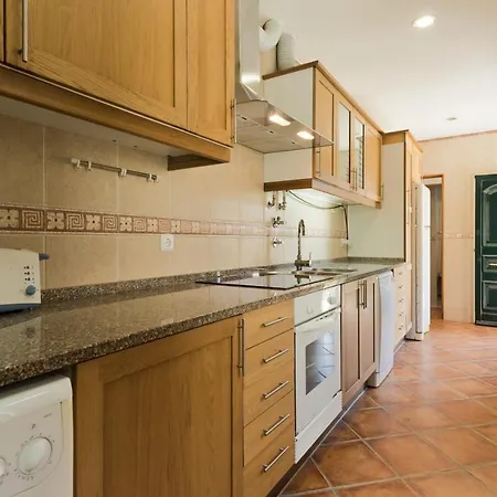 Villa Bmyguest - Lagoa & Pool *