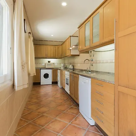 Villa Bmyguest - Lagoa & Pool Lagoa de Albufeira